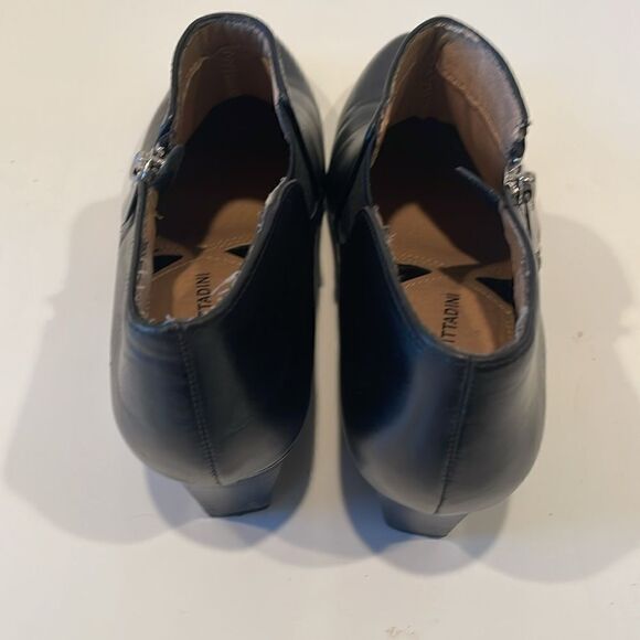 Adrienne Vittadini Black Wedge shoes Size 6.5 - Picture 4 of 12